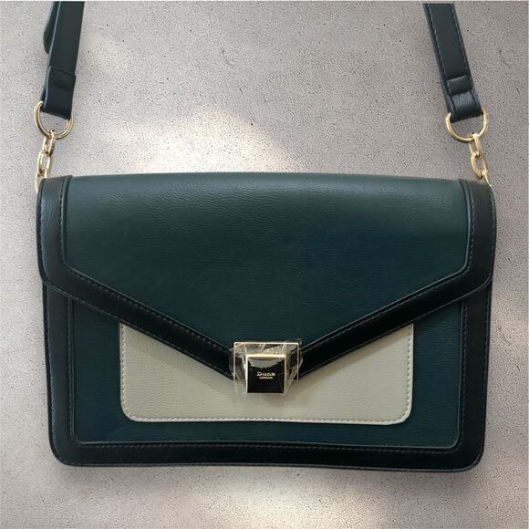 Dune London Handbags - NWOT Dune London Tricolor Envelope Crossbody Purse